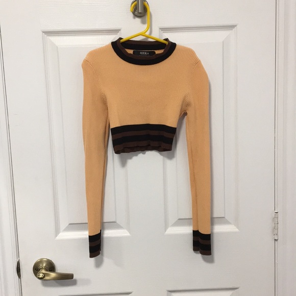 Cropped sweater - Picture 1 of 3